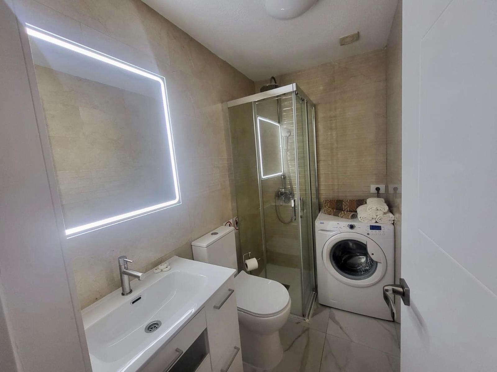 2 Bedrooms Flat 50 Mts Away From Las Canteras Beach Las Palmas Exterior photo